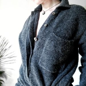 SOLD Gray wool Liz Clairborne oversized sweater